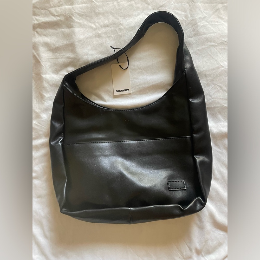 Black leather shoulder bag medium to large size